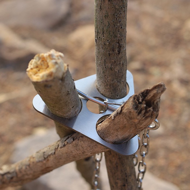 ขาตั้งสามขาสำหรับตั้งแคมป์ทำจา - Camping Cooking Tripod บทวิจารณ์และราคา